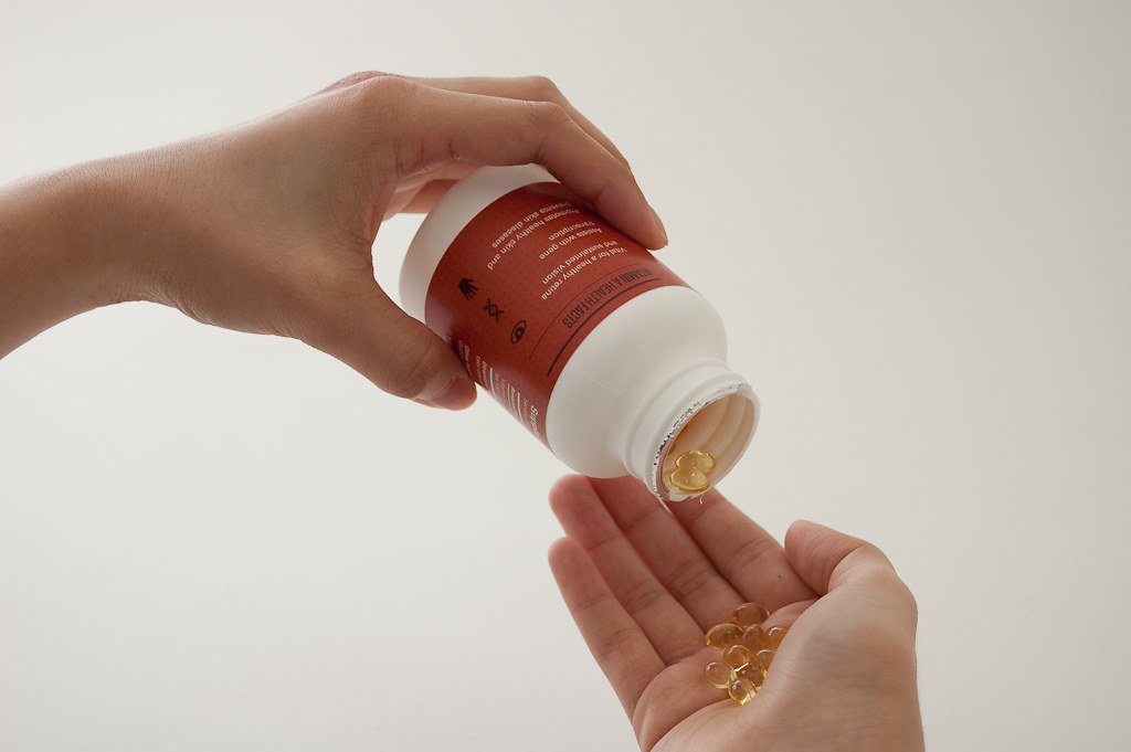 Best Vitamins and Minerals for Muscle Repair: Essential Nutrients Guide 1 Vitamins Packaging