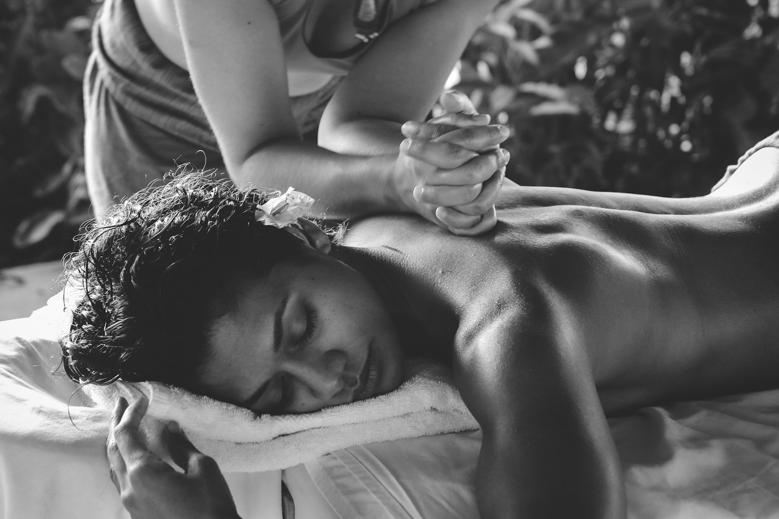 Best Deep Tissue Massage Tools for Recovery in 2025 1 Deep Tissue Massage